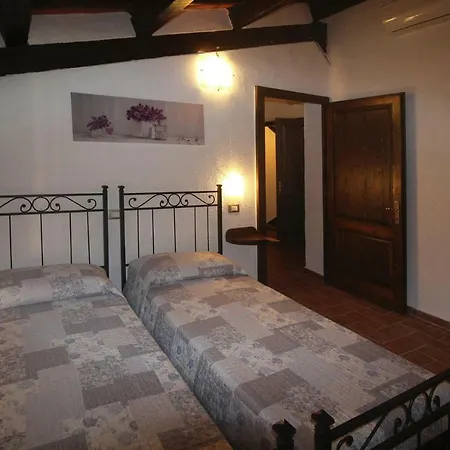 Holiday Borgo San Giusto Ito02492 Cya Apartmán *